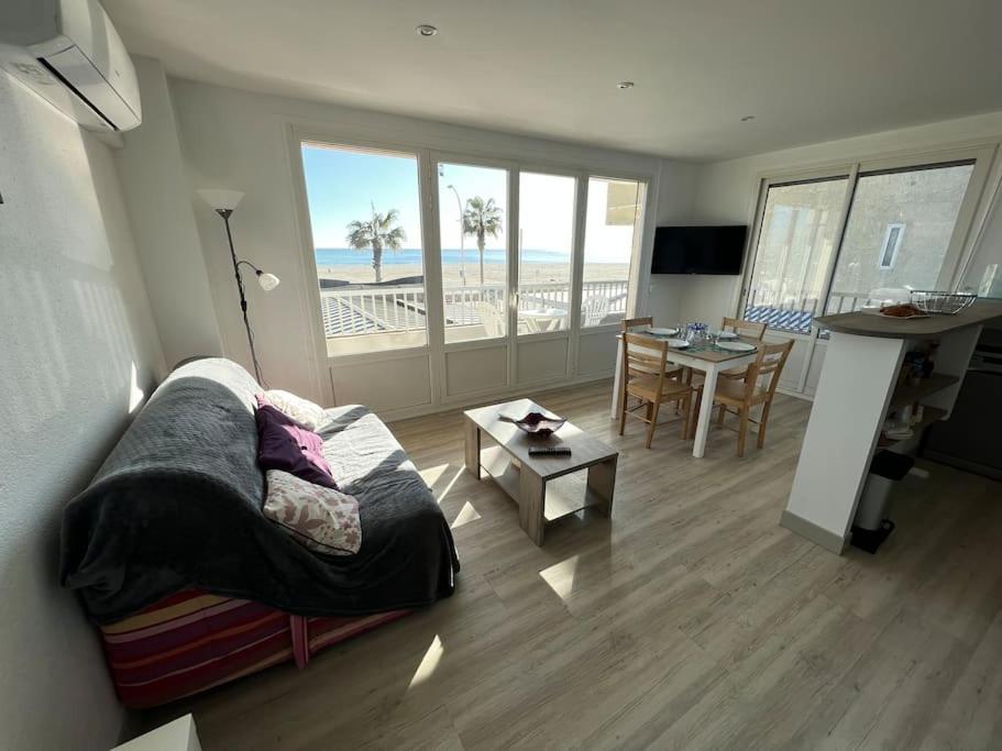 Le Carrousel - Apt Vue Mer - Plage A 10 M - Clim - Wifi Canet-en-Roussillon Exterior foto