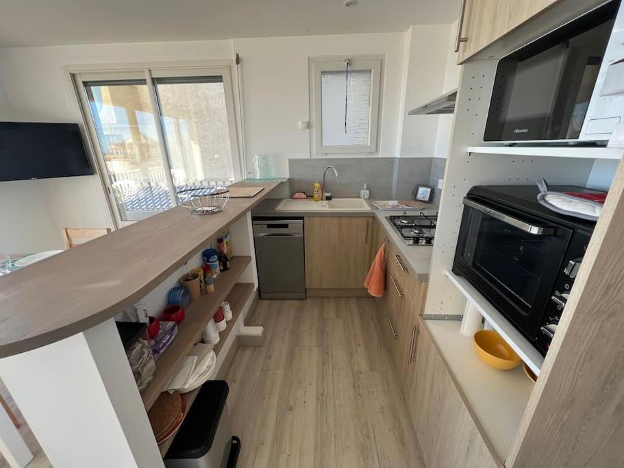 Le Carrousel - Apt Vue Mer - Plage A 10 M - Clim - Wifi Canet-en-Roussillon Exterior foto